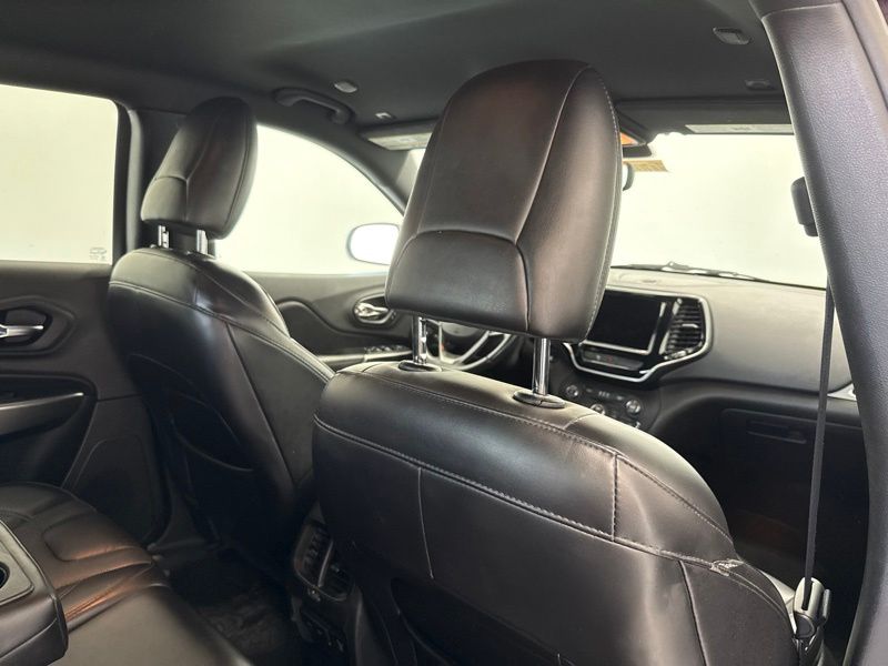 Used 2019 Jeep Cherokee SUV