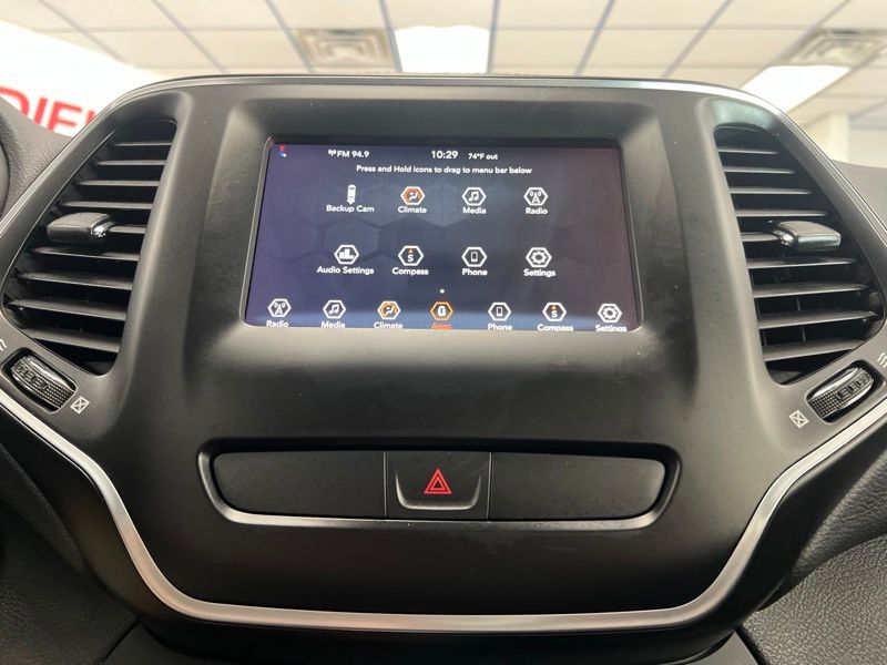 Used 2019 Jeep Cherokee SUV
