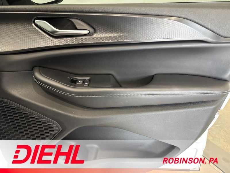 Used 2023 Jeep Grand Cherokee L SUV