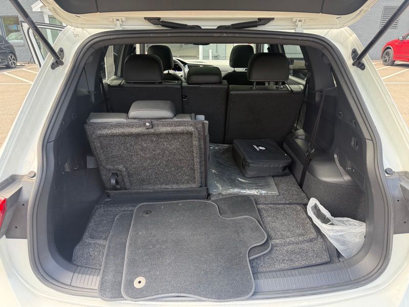 Used 2023 Volkswagen Tiguan SUV