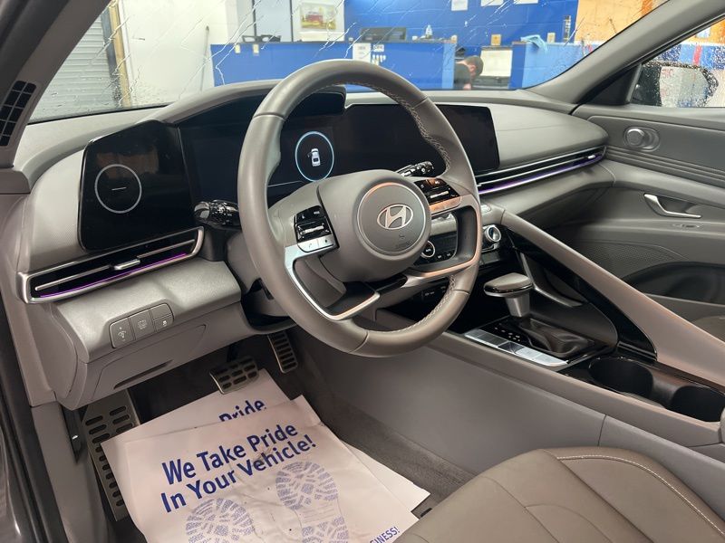 Used 2025 Hyundai Elantra Hybrid Sedan