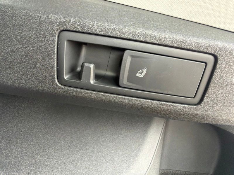 Used 2025 Volkswagen Tiguan SUV
