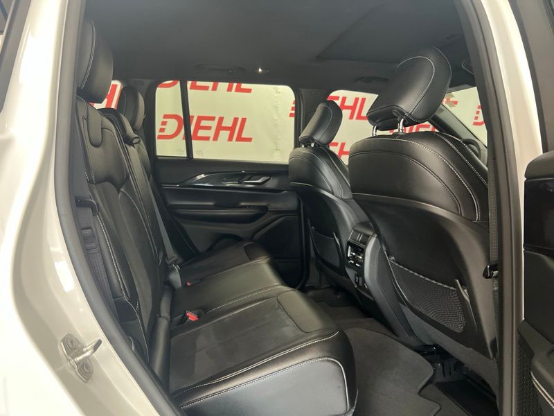 Used 2023 Jeep Grand Cherokee SUV