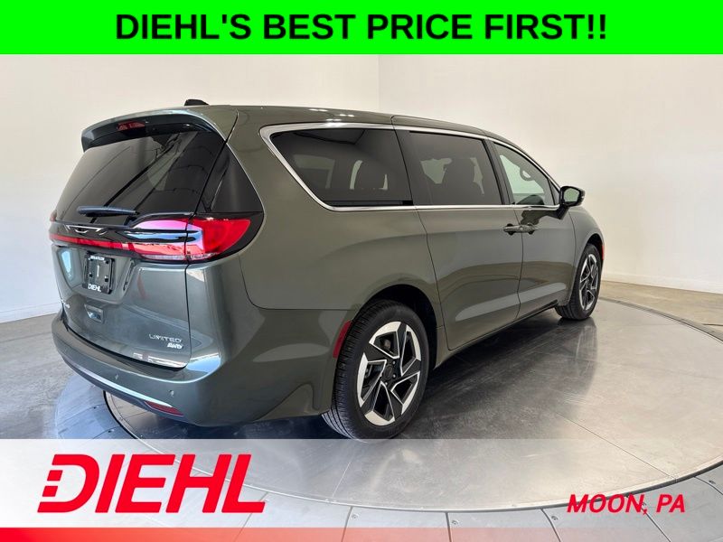 New 2027 Chrysler Pacifica Van