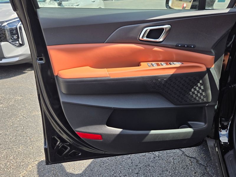 New 2026 Kia Carnival Hybrid Van