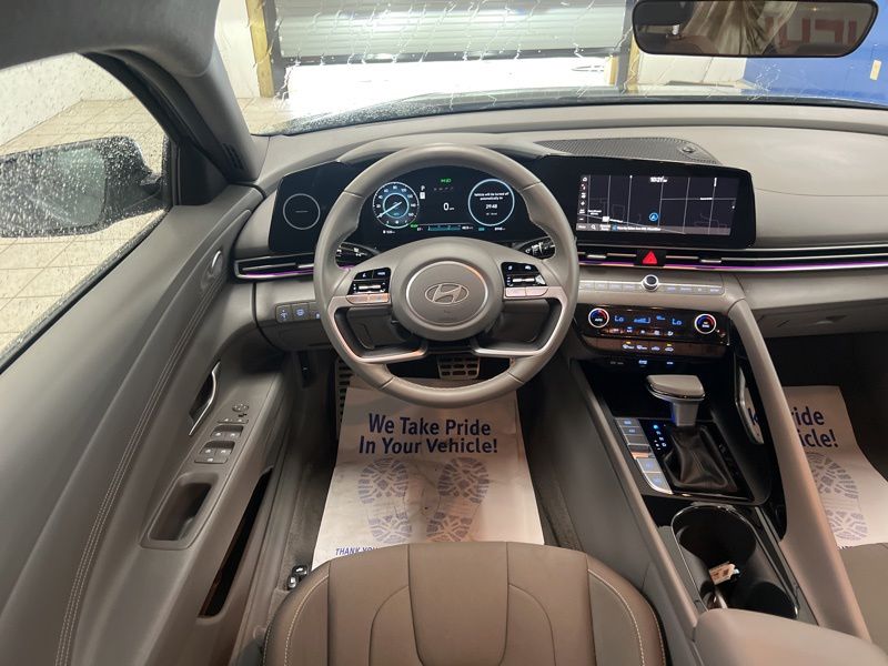 Used 2025 Hyundai Elantra Hybrid Sedan