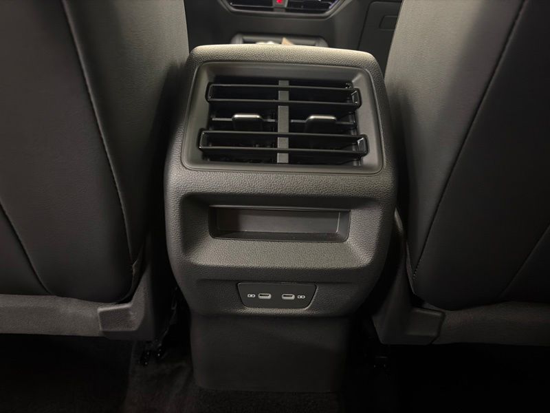 Used 2025 Volkswagen Tiguan SUV