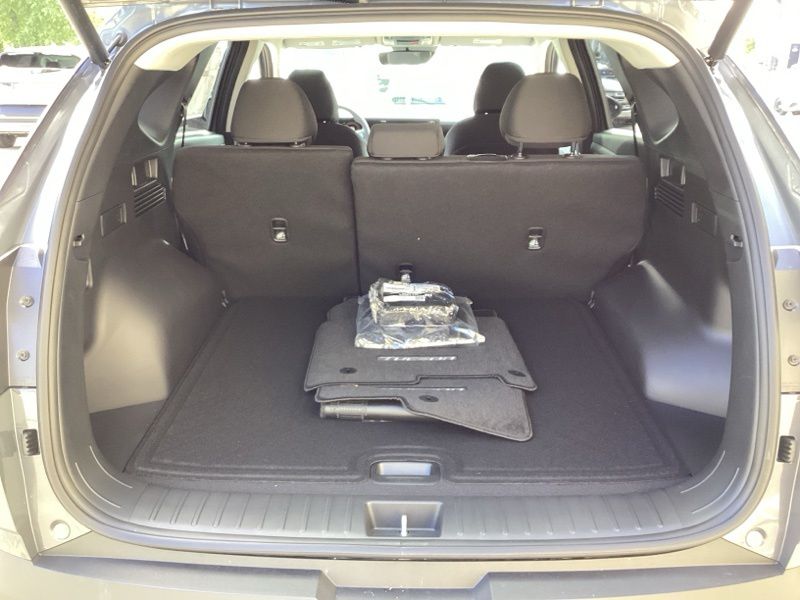 New 2026 Hyundai Tucson Hybrid SUV