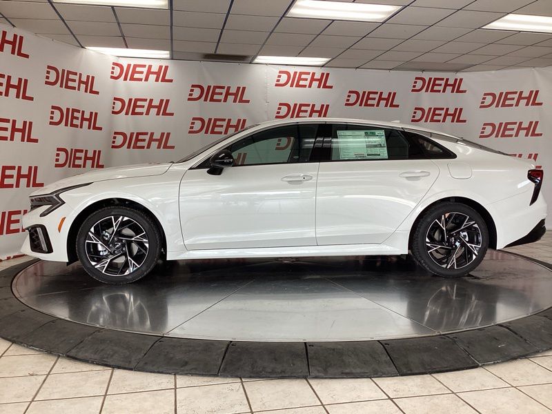 New 2026 Kia K5 Sedan