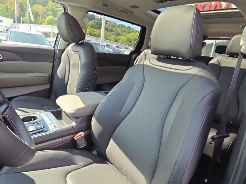 New 2027 Kia Carnival MPV Hybrid Van