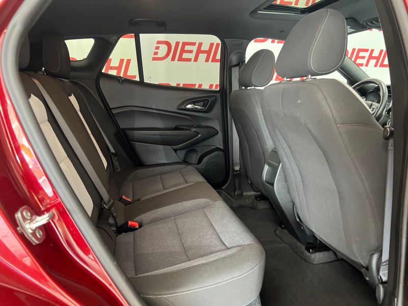 Used 2025 Chevrolet Trax SUV