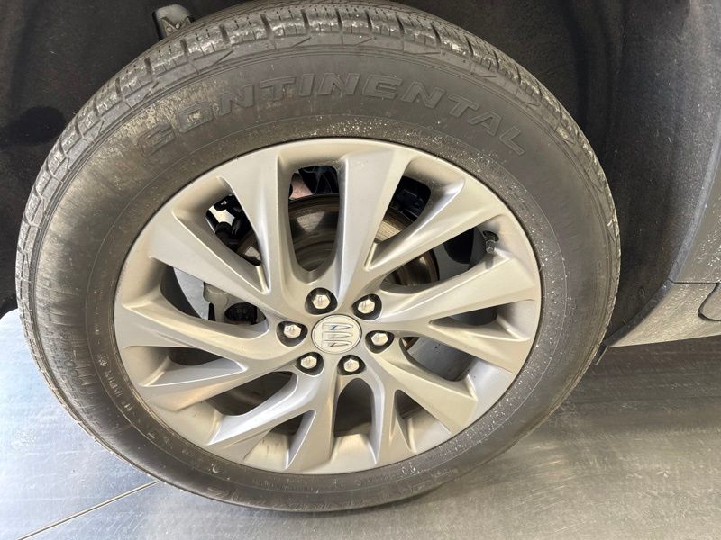 Used 2025 Buick Enclave SUV