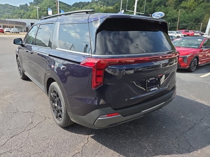 New 2027 Kia Carnival MPV Van