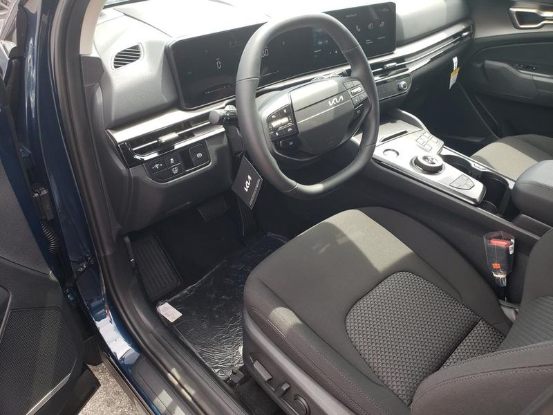 New 2027 Kia Sportage Hybrid SUV