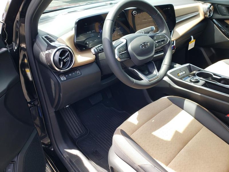 New 2026 Chevrolet Equinox SUV