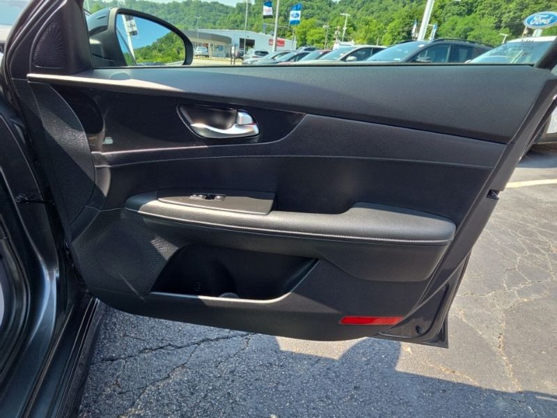 Used 2024 Kia Forte Sedan