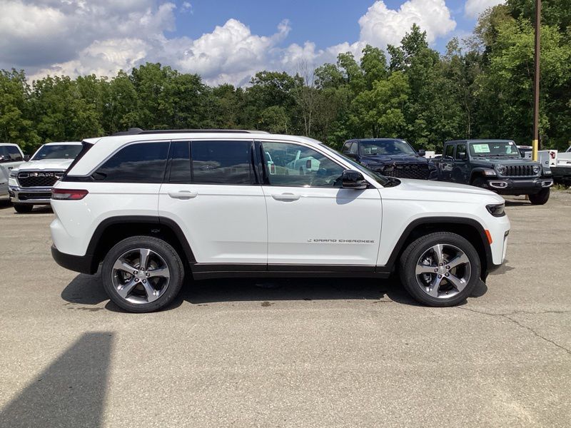 New 2026 Jeep Grand Cherokee SUV