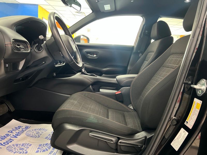 Used 2025 Honda HR-V SUV