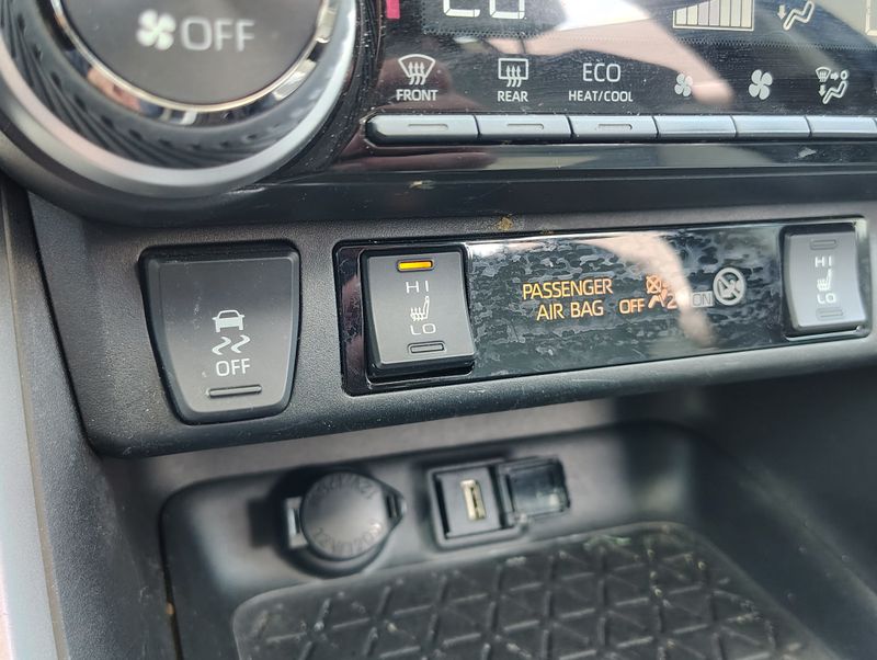 Used 2022 Toyota RAV4 SUV