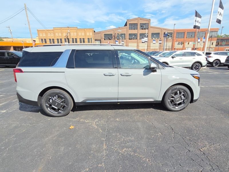 New 2027 Kia Carnival MPV Hybrid Van