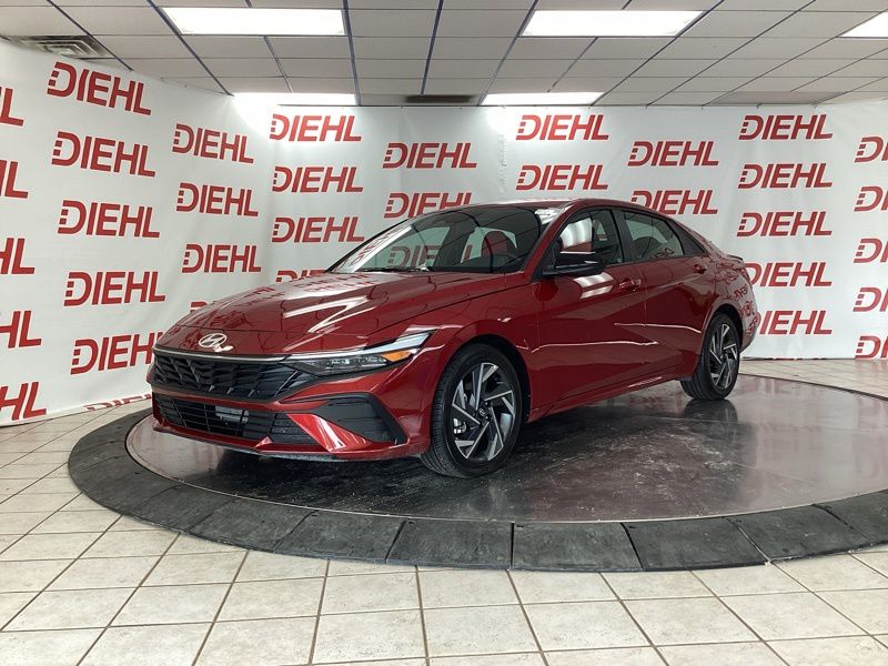 Used 2025 Hyundai Elantra Sedan