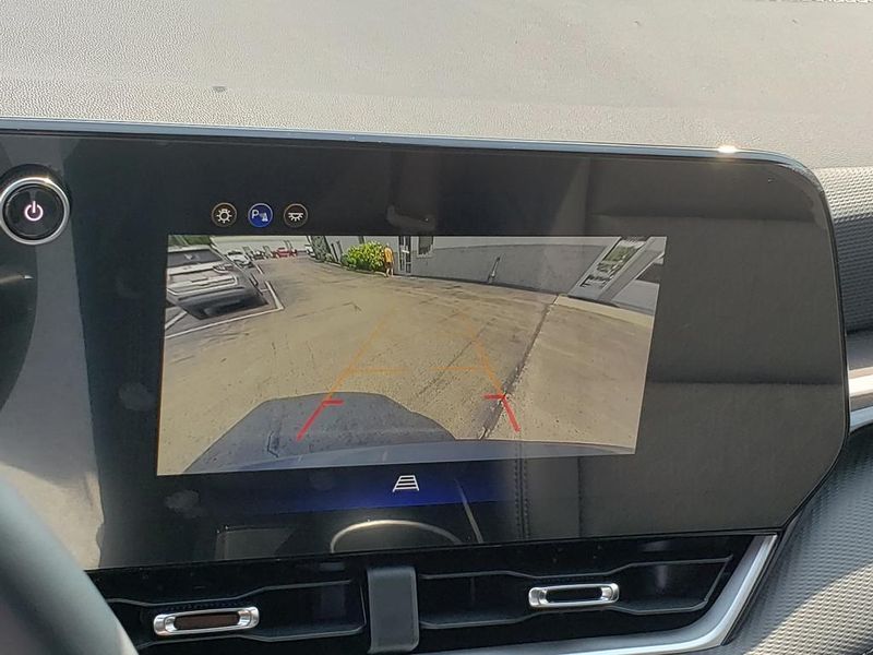New 2026 Chevrolet Equinox SUV