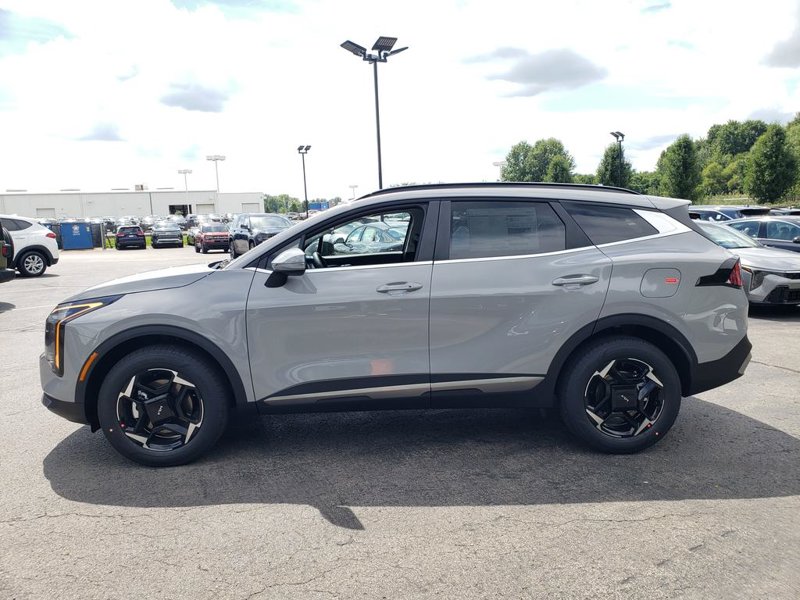 New 2027 Kia Sportage Hybrid SUV