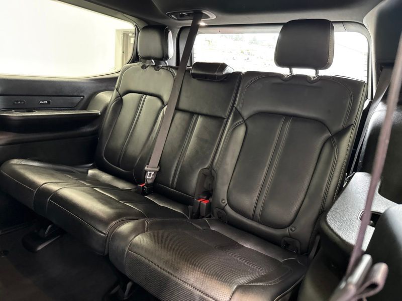 Used 2024 Jeep Wagoneer SUV