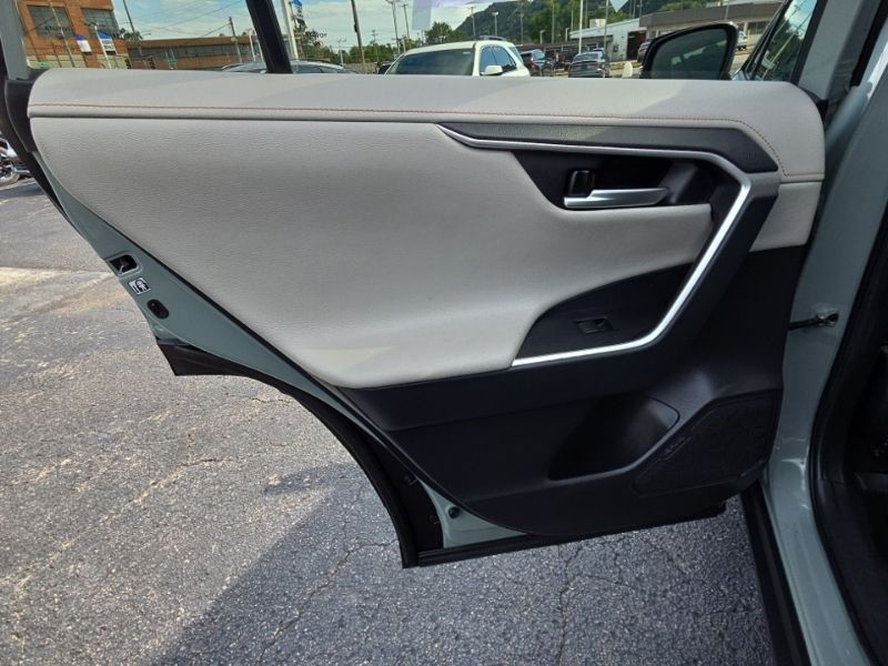 Used 2019 Toyota RAV4 SUV