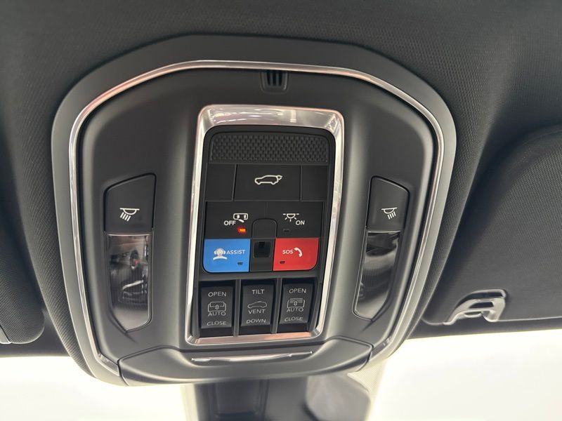 New 2026 Jeep Grand Wagoneer SUV