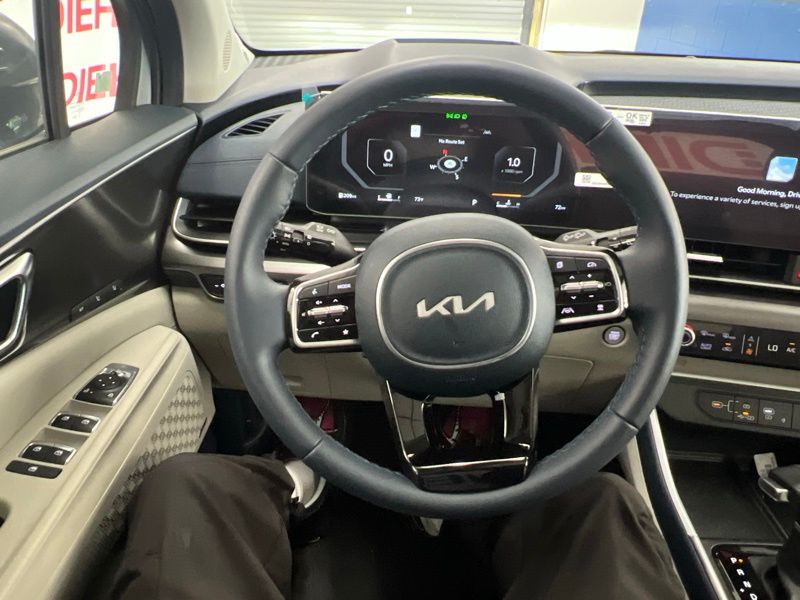 New 2026 Kia Carnival MPV Van