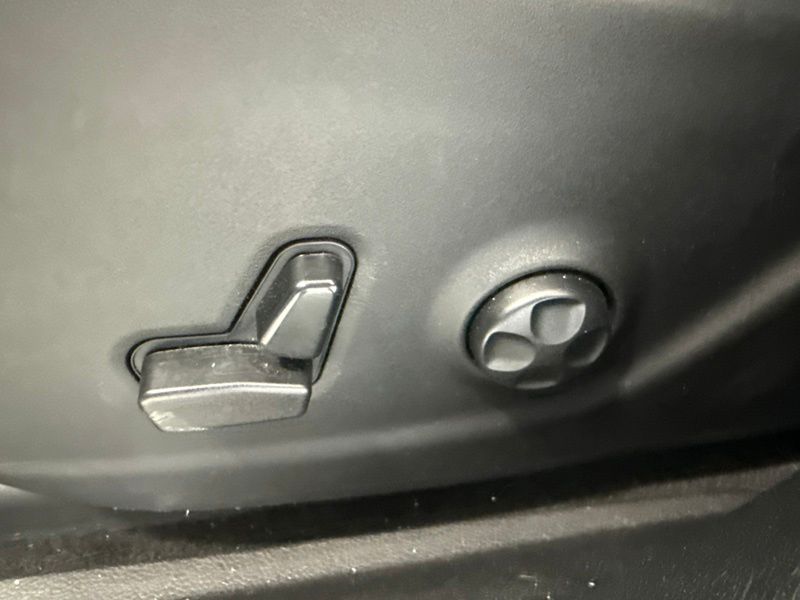 Used 2019 Jeep Cherokee SUV