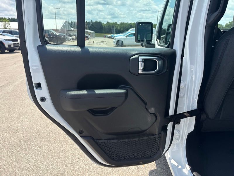 New 2026 Jeep Wrangler SUV