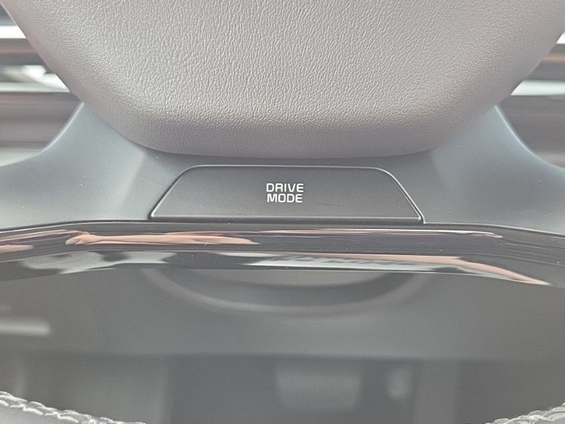 New 2027 Kia Carnival MPV Van