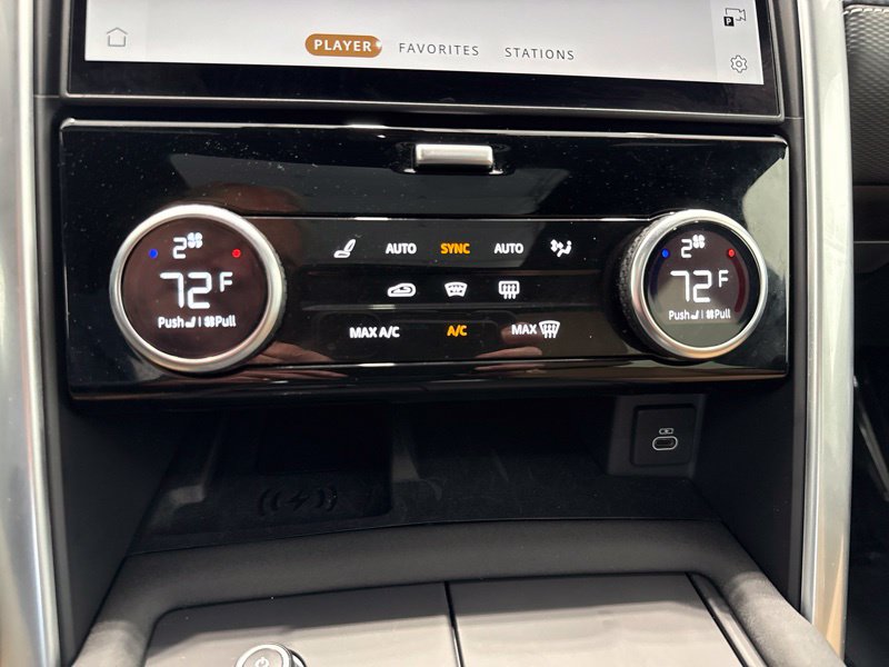 Used 2025 Land rover Discovery SUV