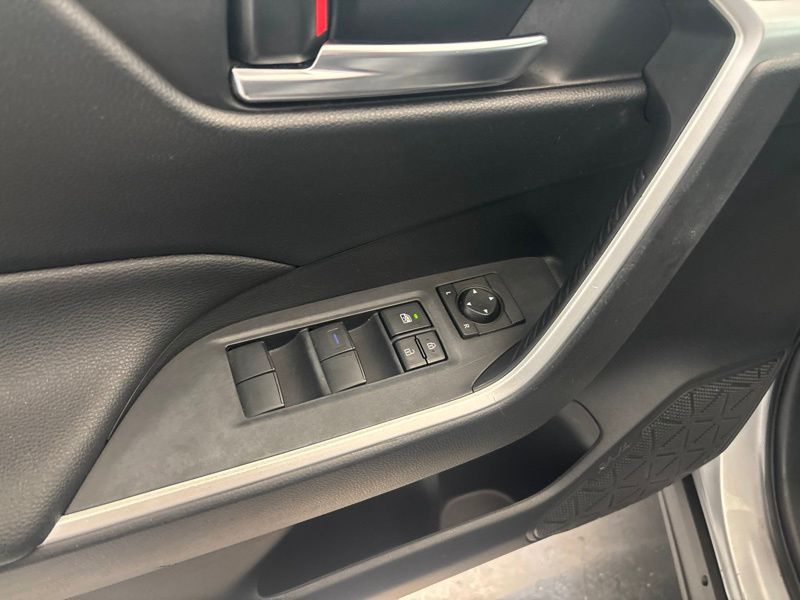 Used 2019 Toyota RAV4 SUV