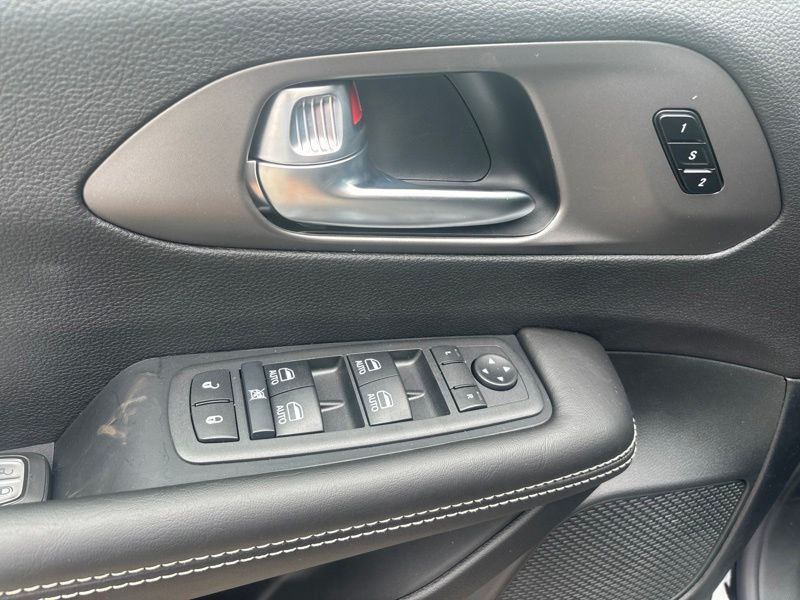 New 2027 Chrysler Pacifica Van