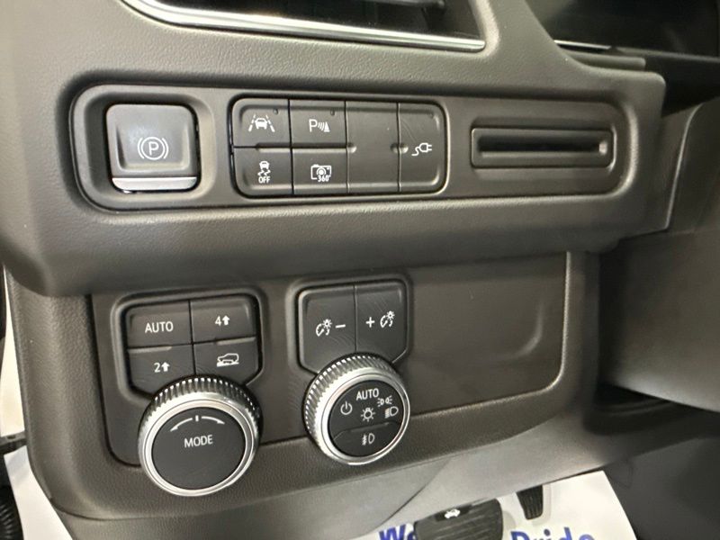 Used 2022 GMC Yukon XL SUV