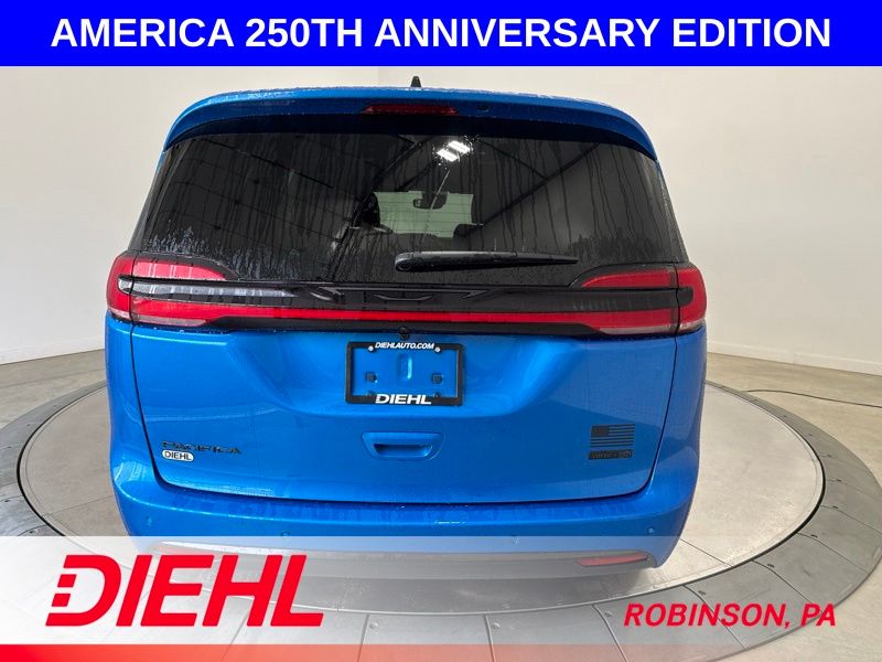 New 2027 Chrysler Pacifica Van