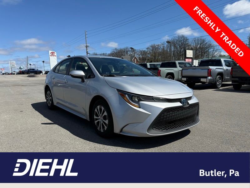 Classic Silver Metallic 2022 Toyota Corolla Hybrid LE FWD Sedan Front-Wheel Drive Continuously Variable Transmission