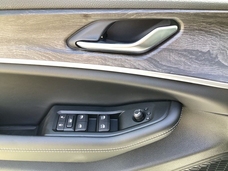 New 2026 Jeep Grand Cherokee SUV
