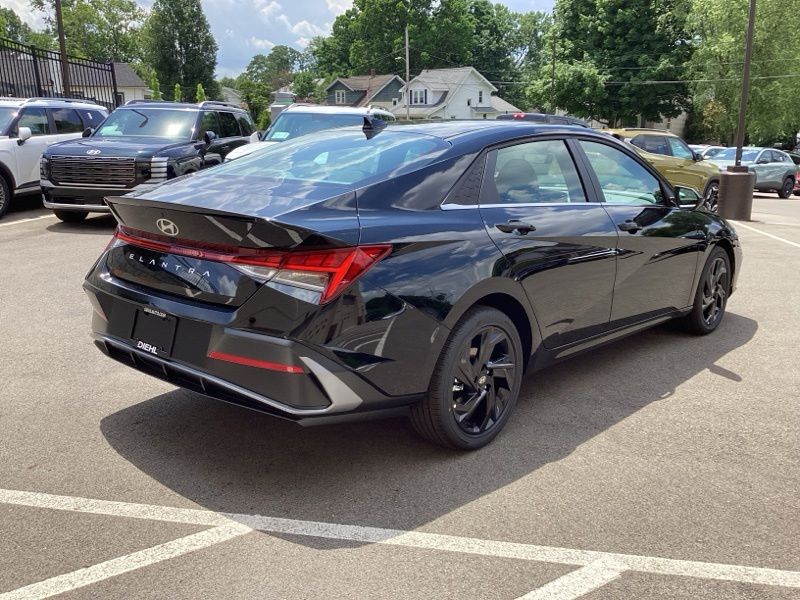 New 2026 Hyundai Elantra Sedan