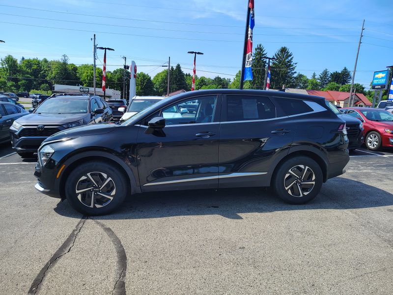Used 2023 Kia Sportage Hybrid SUV
