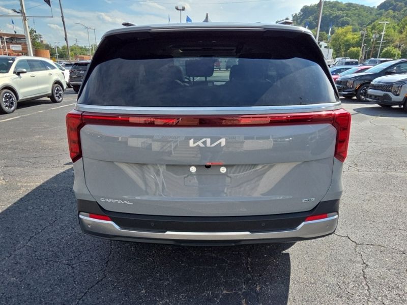 New 2027 Kia Carnival MPV Hybrid Van