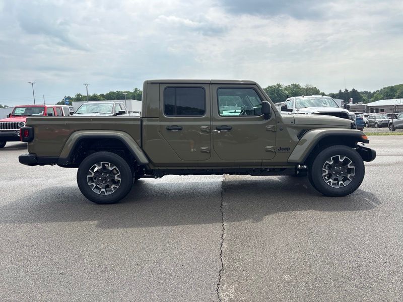 New 2026 Jeep Gladiator Truck