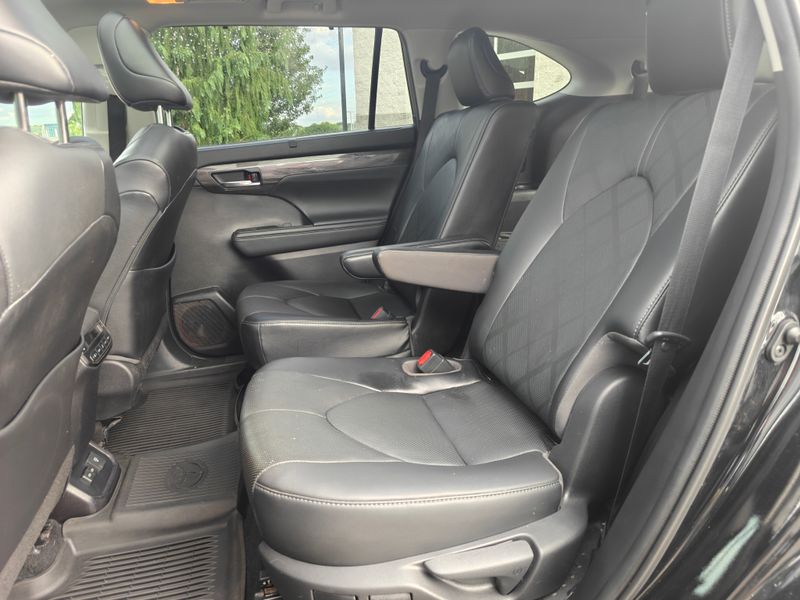 Used 2022 Toyota Highlander SUV