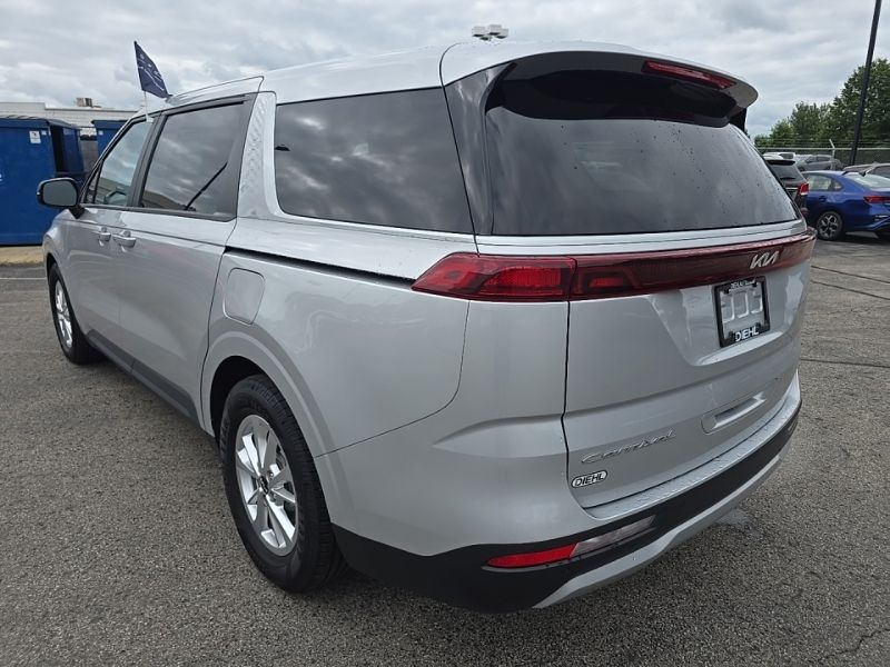 Used 2022 Kia Carnival Van