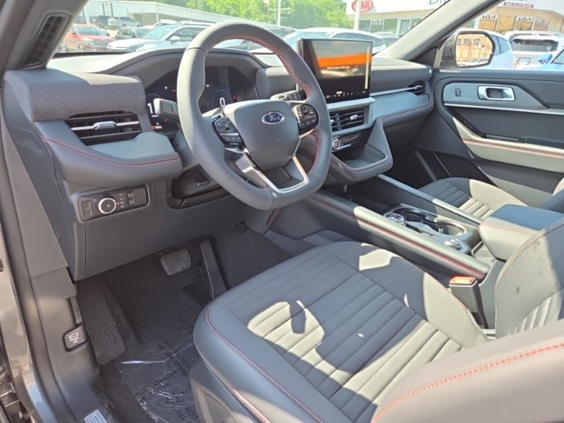 New 2026 Ford Explorer SUV