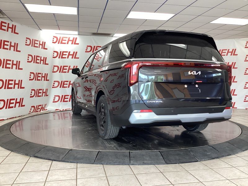 New 2026 Kia Carnival MPV Van