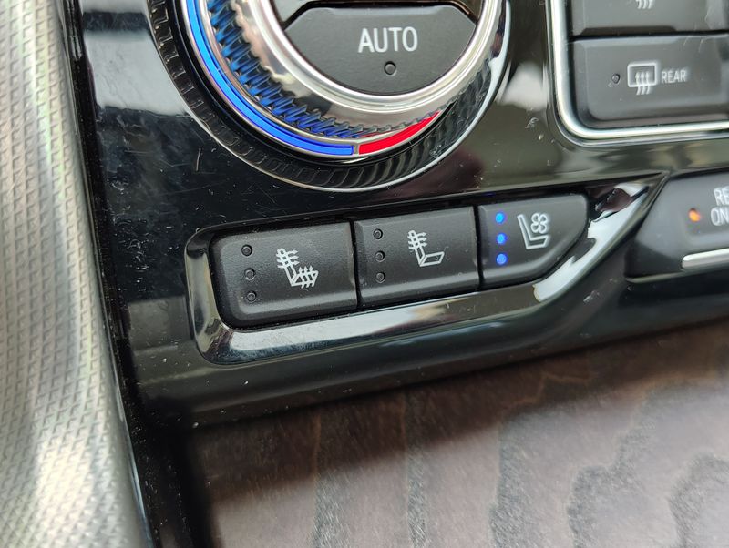Used 2024 GMC Yukon SUV